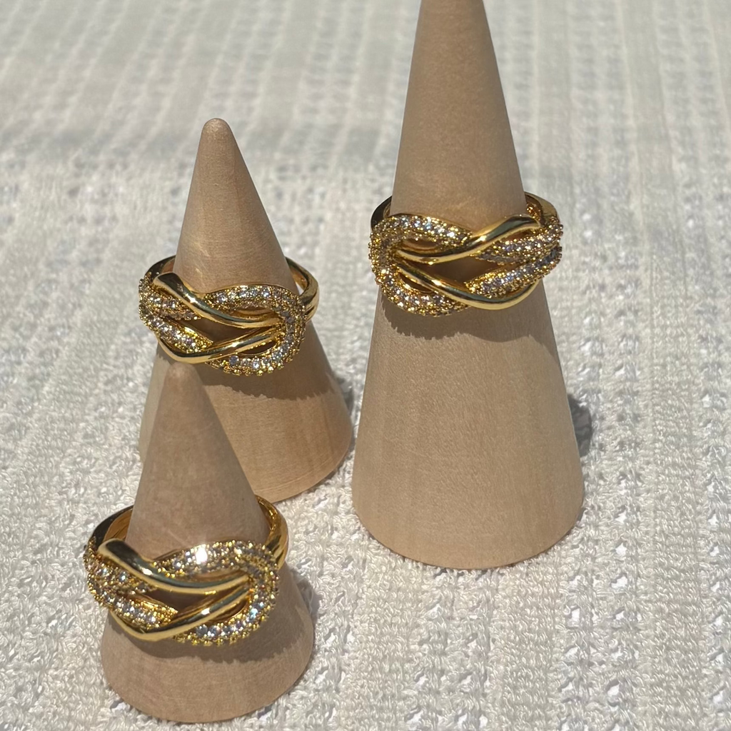 Zirconia infinity ring