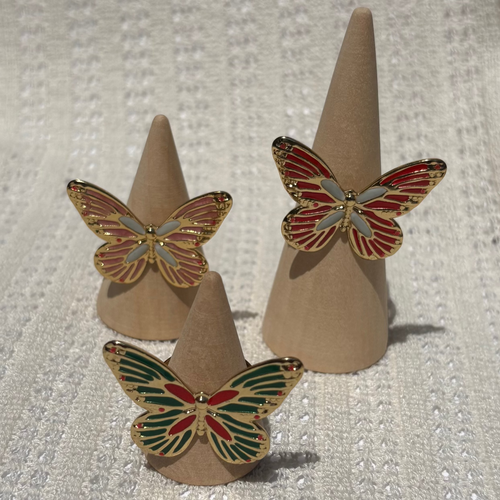 Butterfly rings