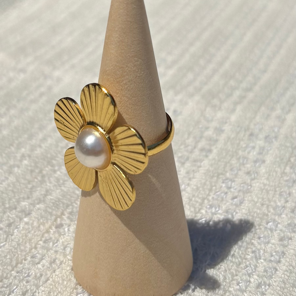flower pearl ring