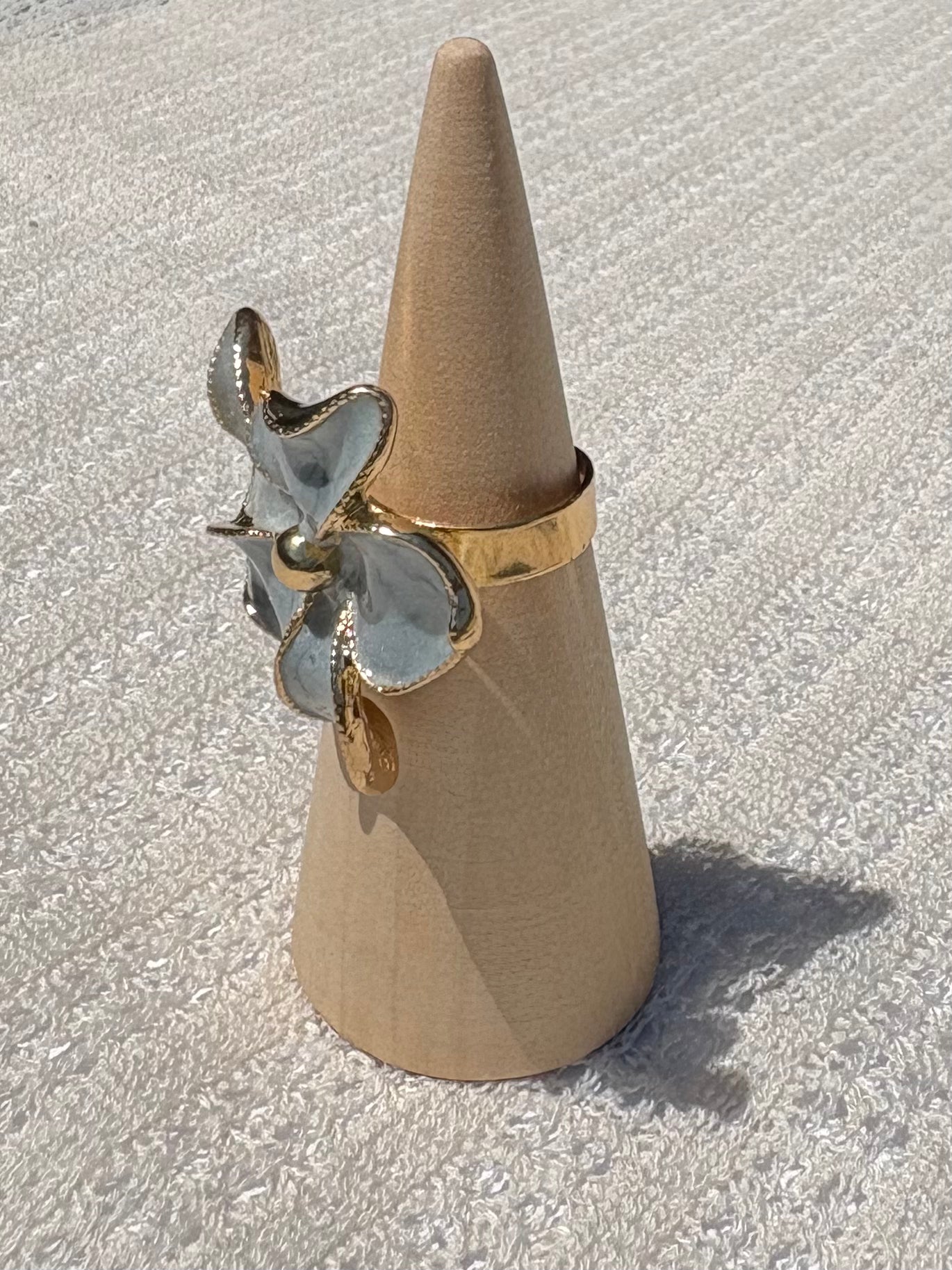 Gold trimmed enamel flower ring