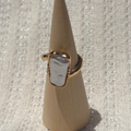 Baroque single stone ring