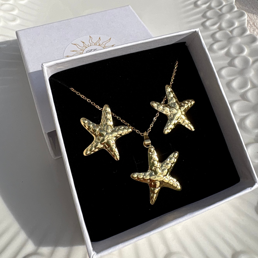 Starfish necklace and earrings set