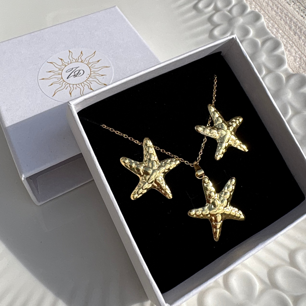 Starfish necklace and earrings set