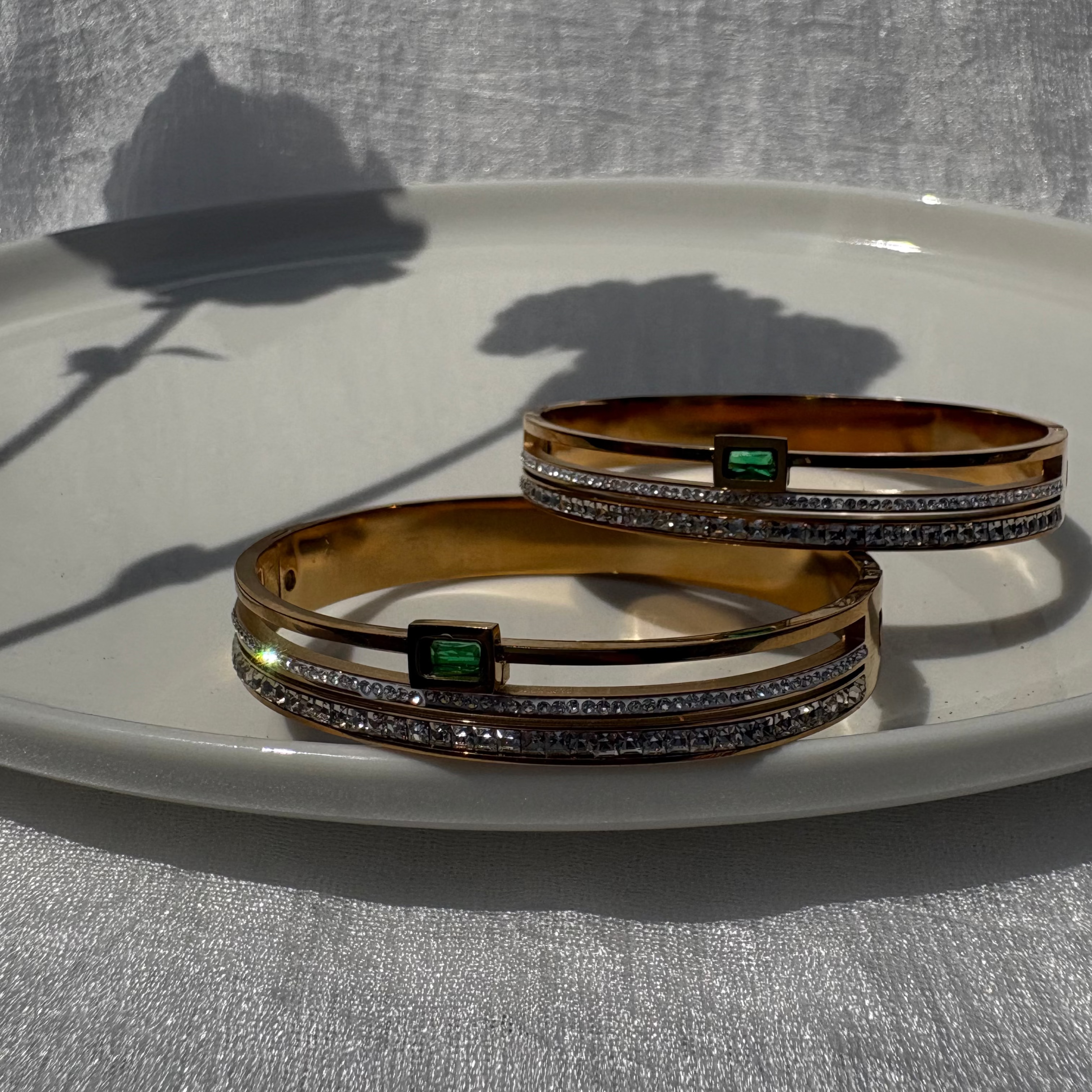 Triple-row split-band bracelet