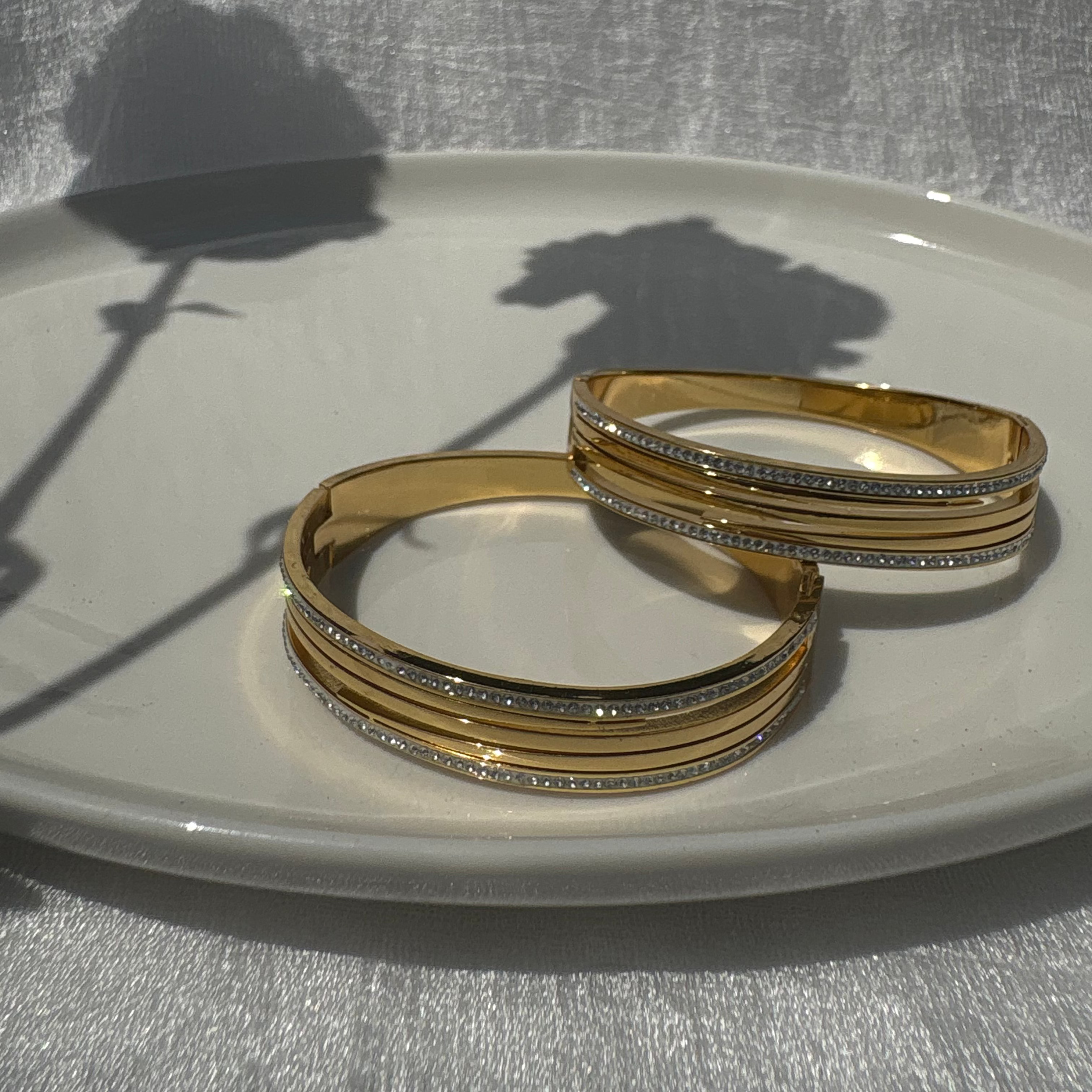 zirconia triple-band bracelet
