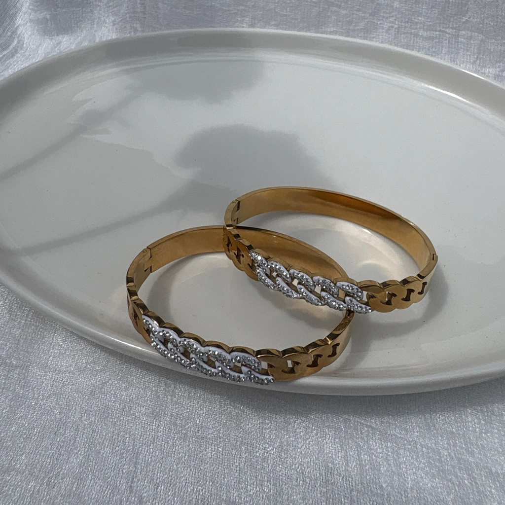White cuban chain bracelet