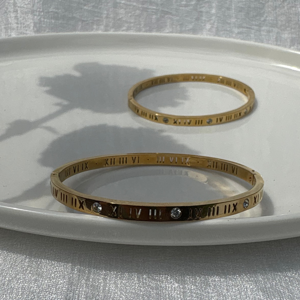 cubic zirconia roman numeral bracelet