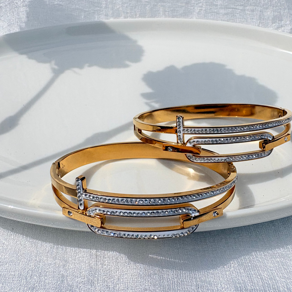 Double row open-loop bracelet