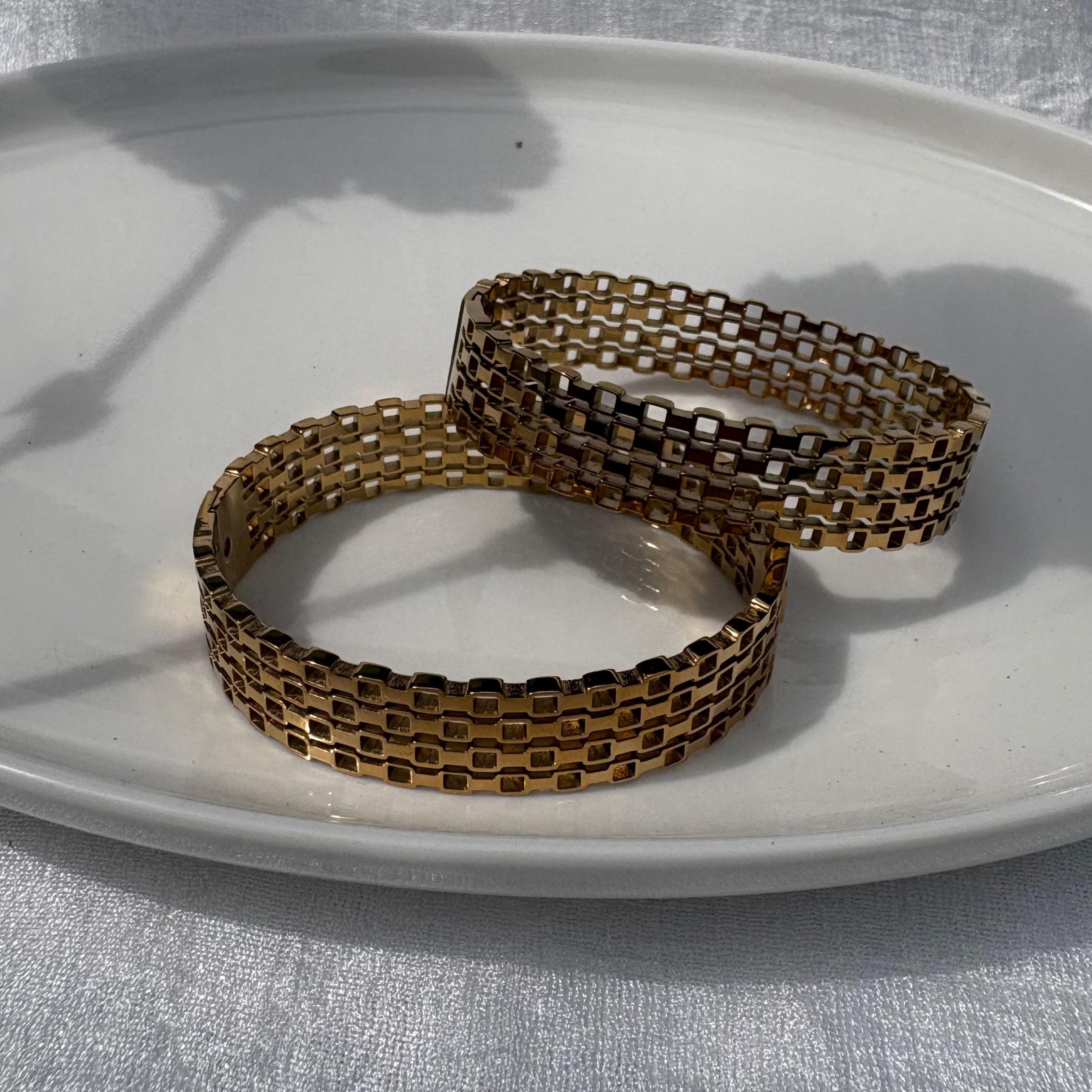 Brass grid bracelet