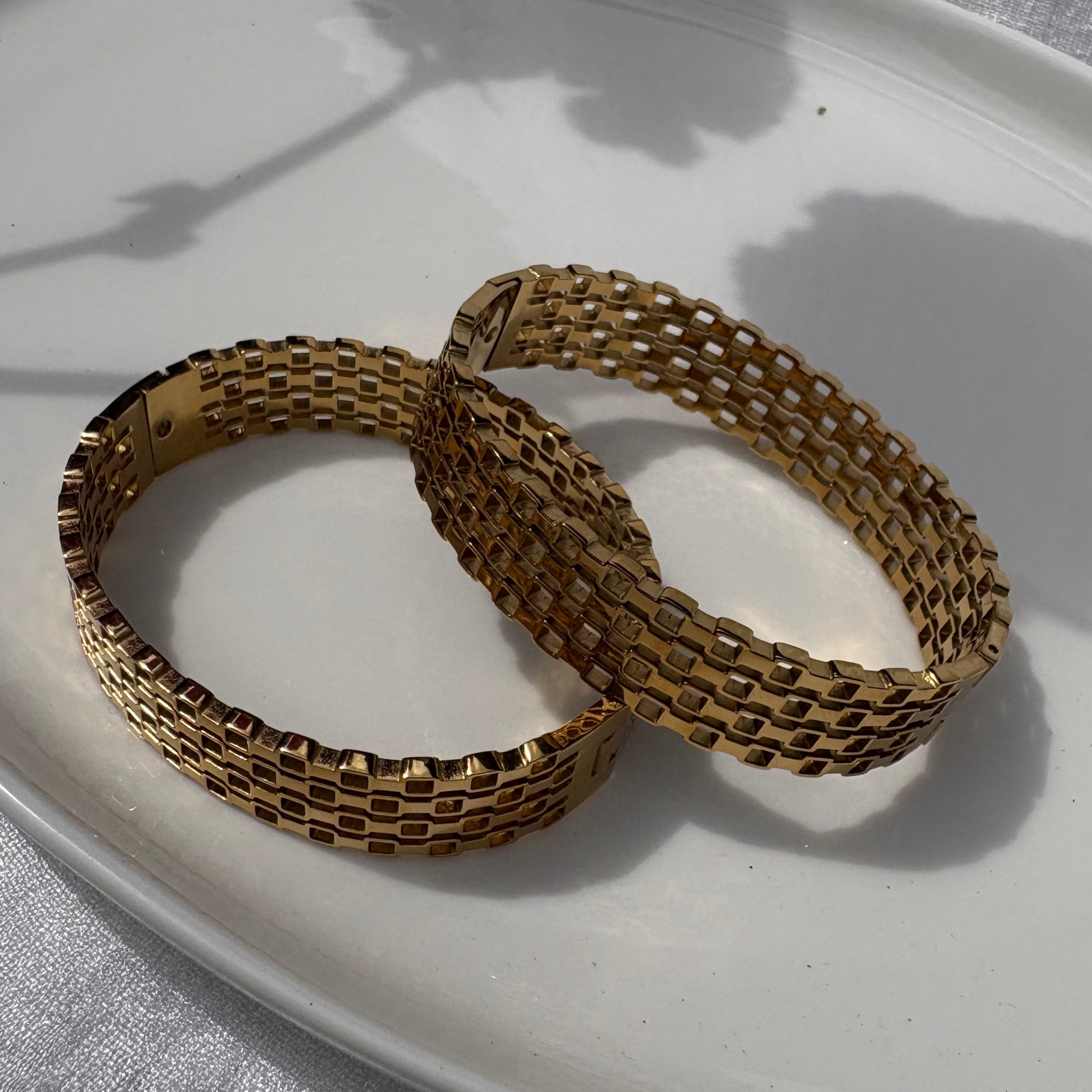 Brass grid bracelet