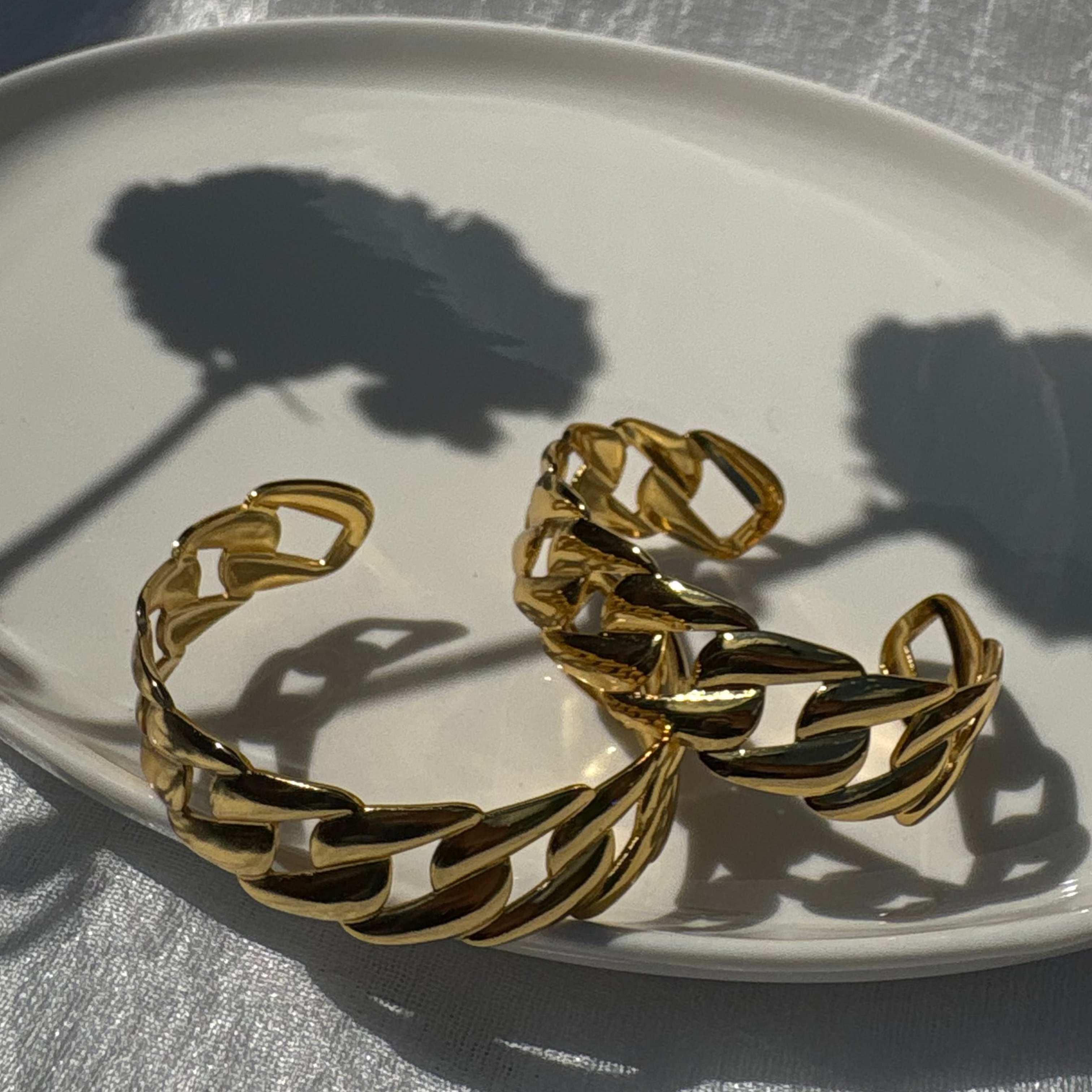 Cuban Chain Cuff