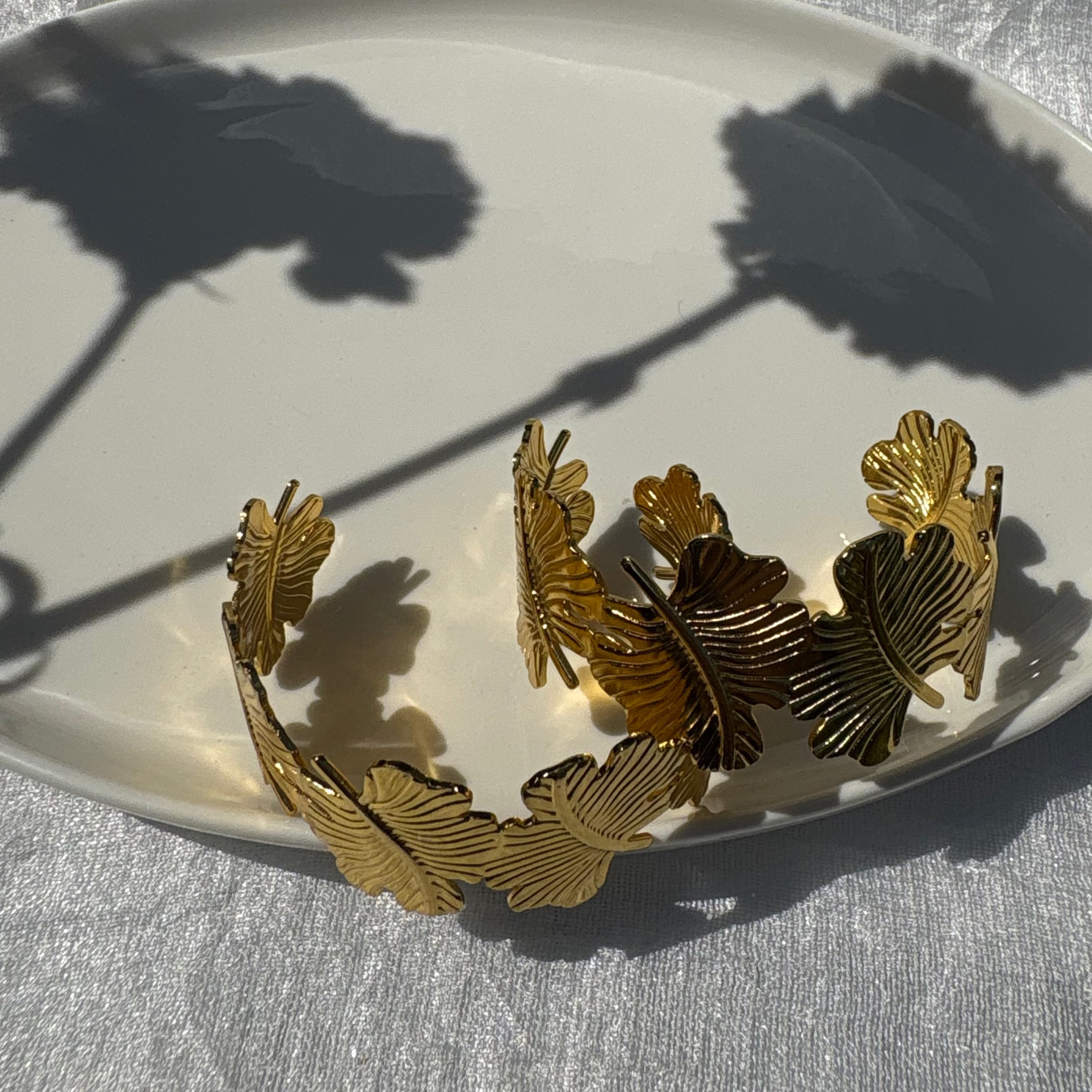 Chunky Oak Leaf Cuff
