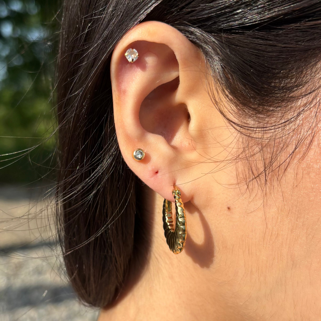 Croissant hoop earrings