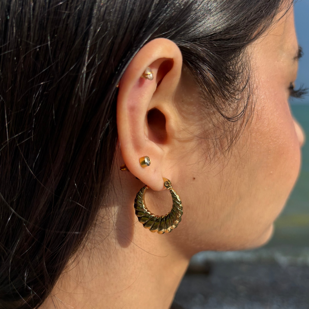 Croissant hoop earrings
