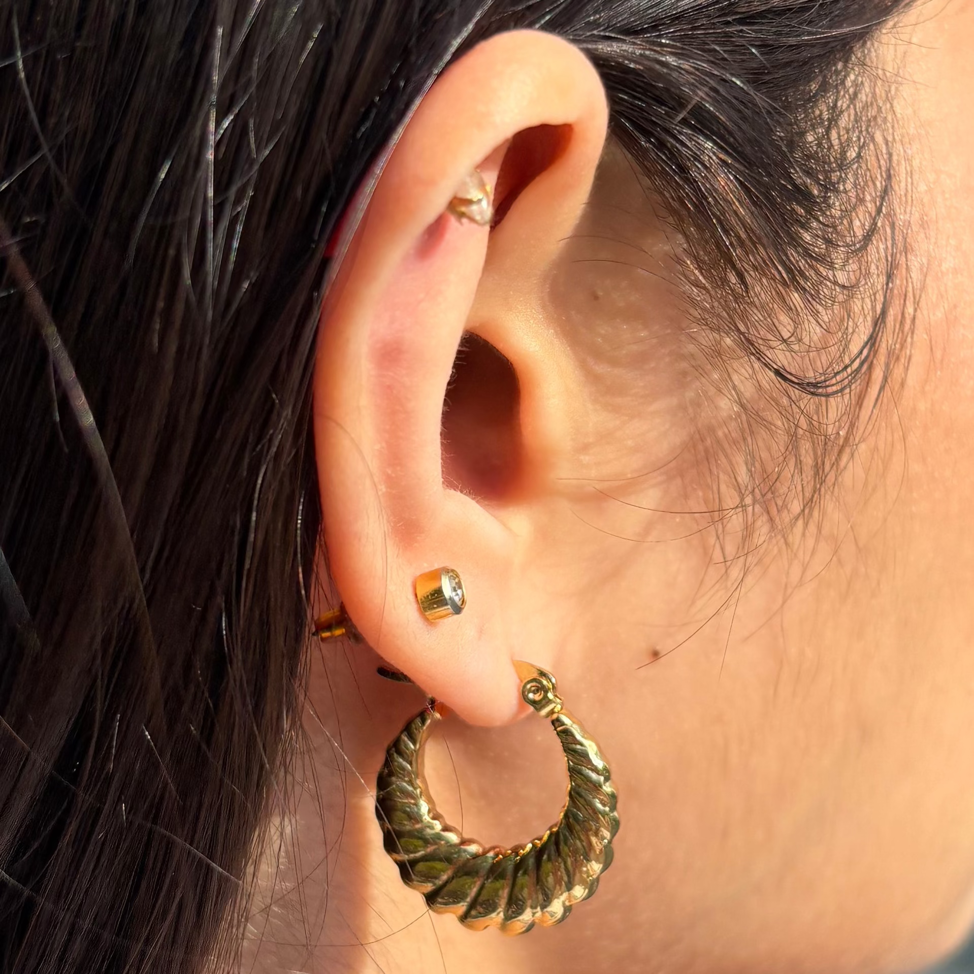 Croissant hoop earrings